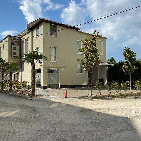 Santo Hotel Шкодер Экстерьер фото