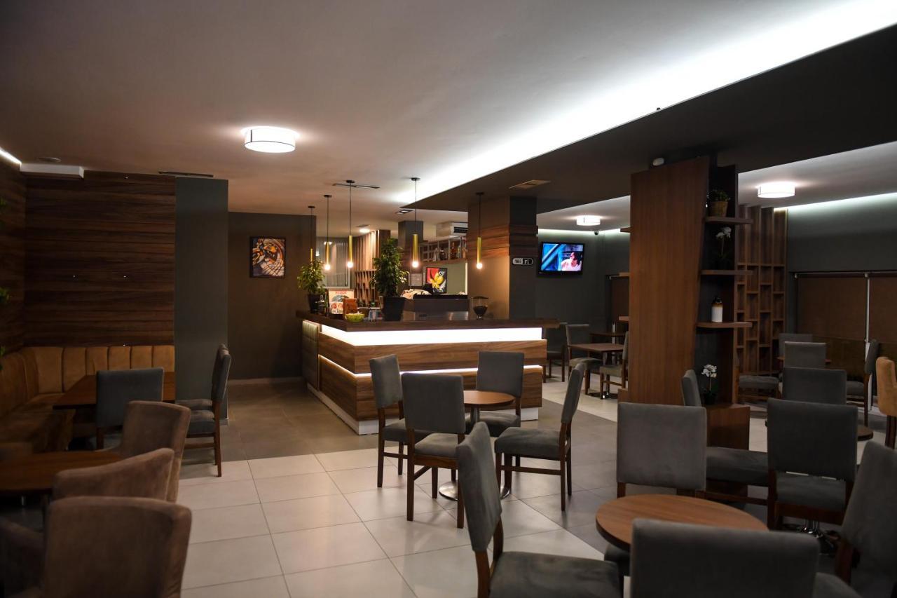 Santo Hotel Шкодер Экстерьер фото